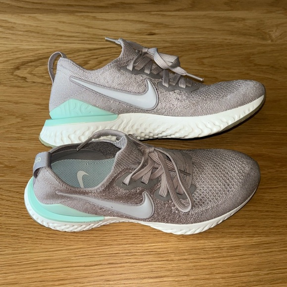 Nike Epic React Flyknit 2 - Picture 1 of 16